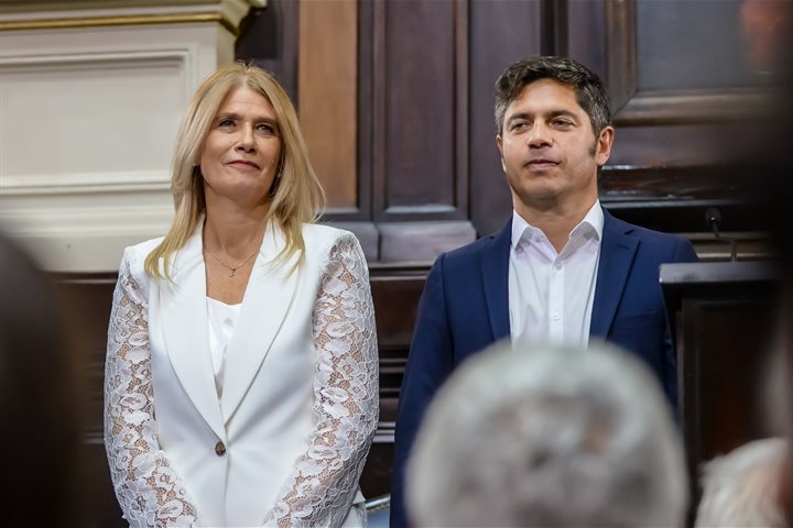 Verónica Magario acompañó a Axel Kicillof en la apertura de sesiones ordinarias