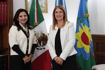 Magario se reunió con la magistrada del Tribunal Electoral del Poder Judicial de México Soto Fregoso