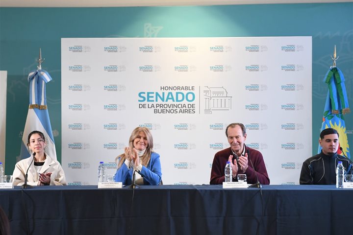 Magario cerró la cuarta edición del programa Voces Adolescentes