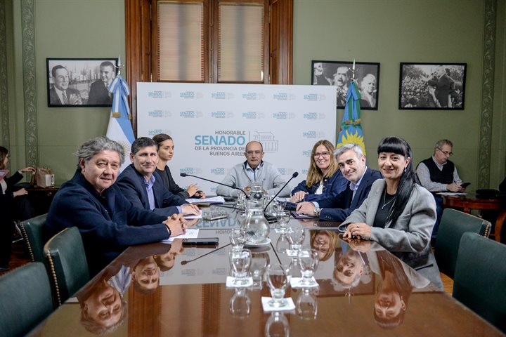 Comisión de Transporte, Puertos e Intereses Marítimos